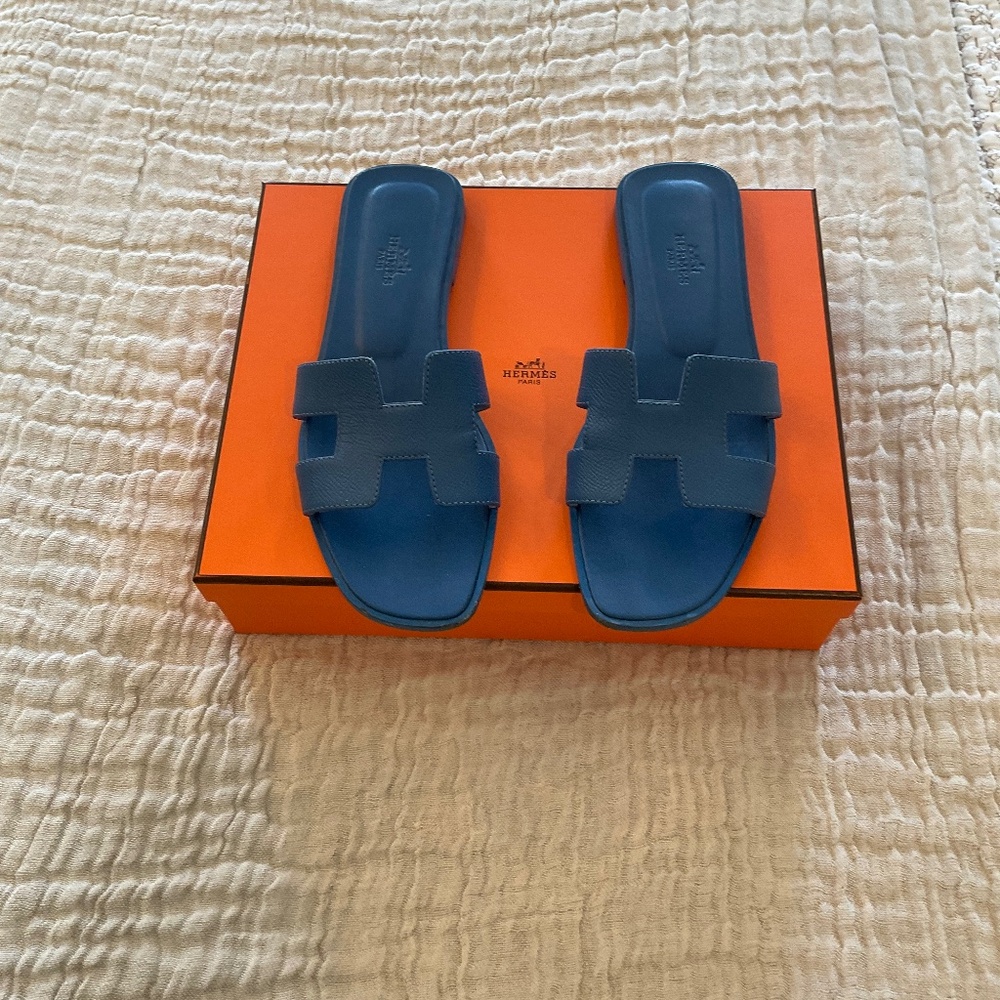 HERMES Oran Sandals